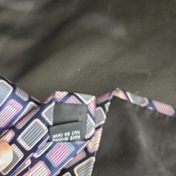 Portfolio studio 100 percent silk tie - Picture 3 of 3